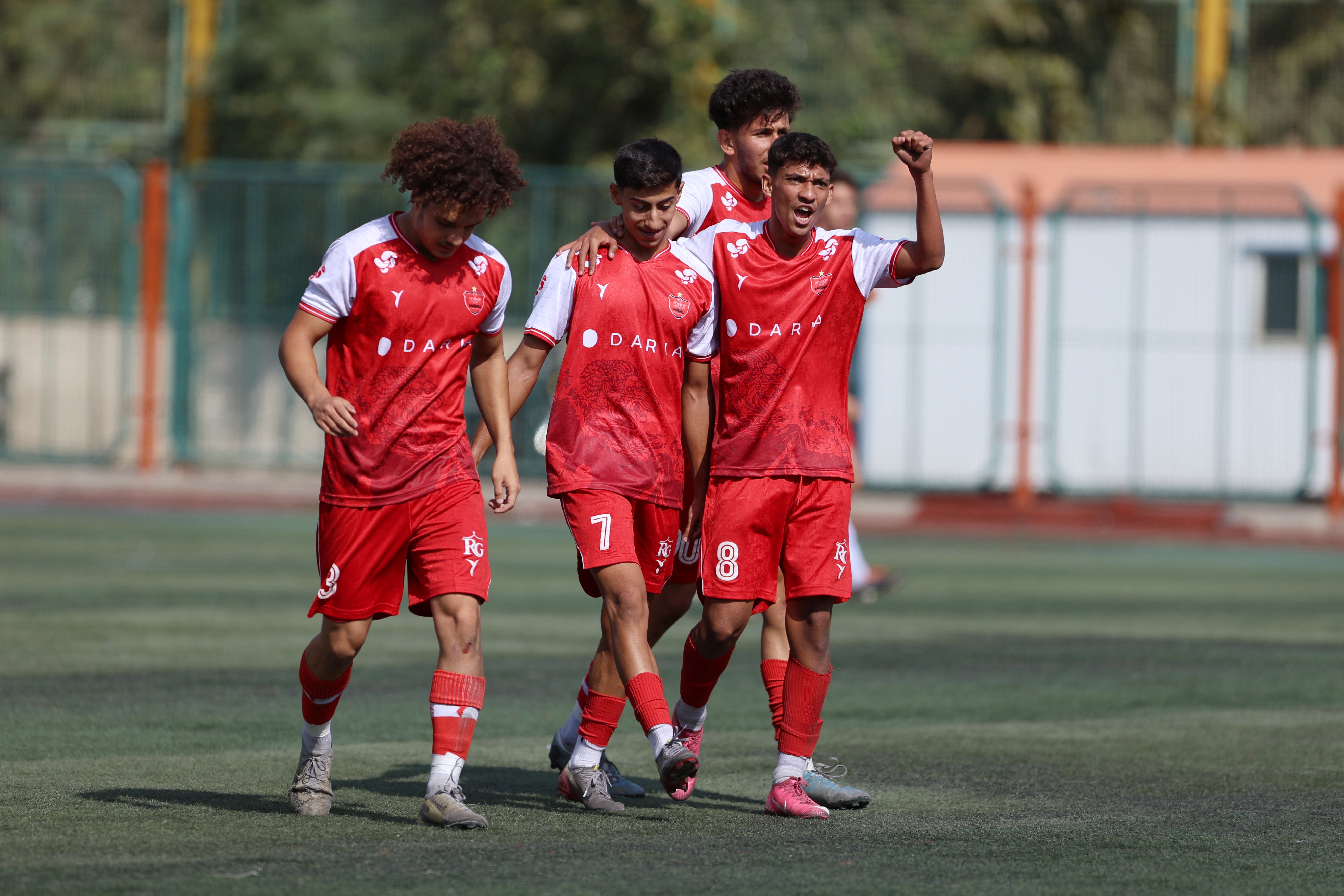 پیام کوثر بی‌نقص ماند؛ پرسپولیس دوم شد