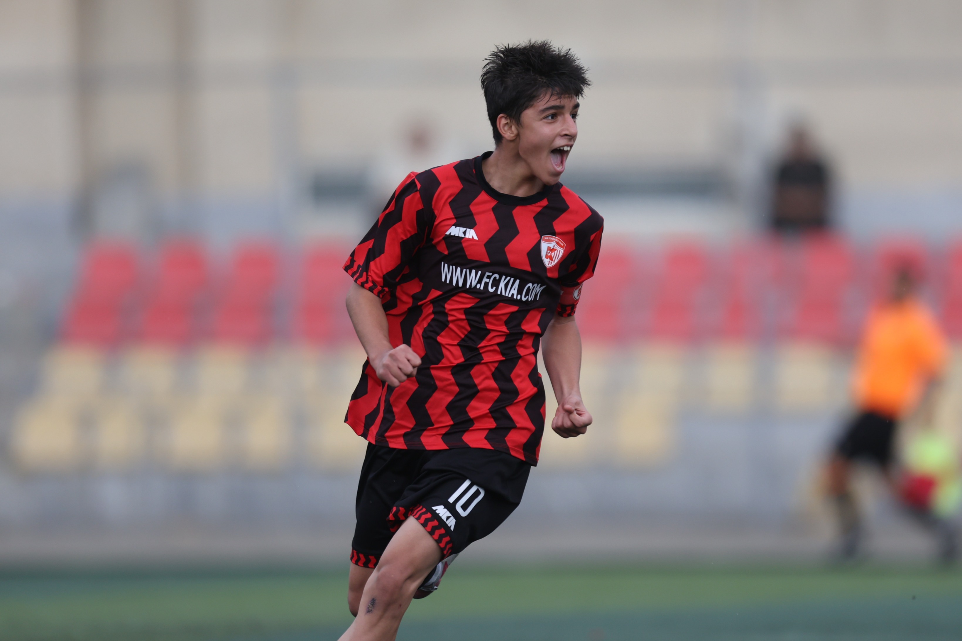 کیا 1–0 آندرانیک تیموریان