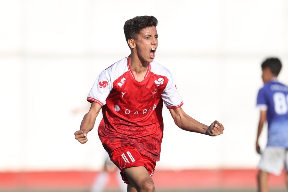 پرسپولیس 3–2 آرمان آفرینان ستارگان ایرانیان