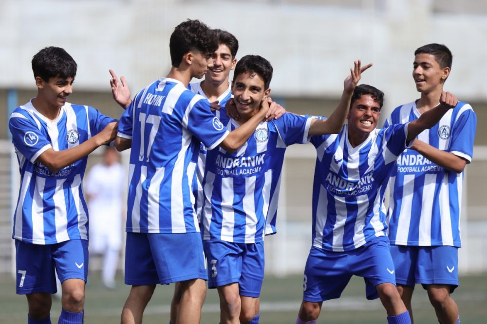 آندرانیک تیموریان 2–0 استقلال متحد