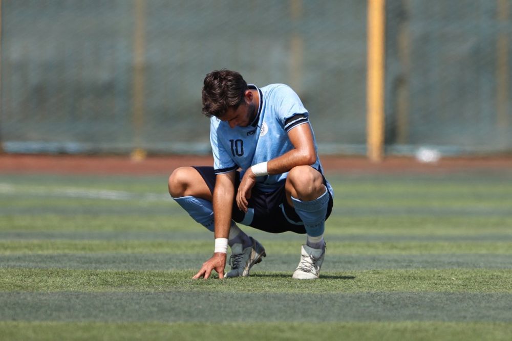 پیشگامان مهرآذین 0–1 هوادار