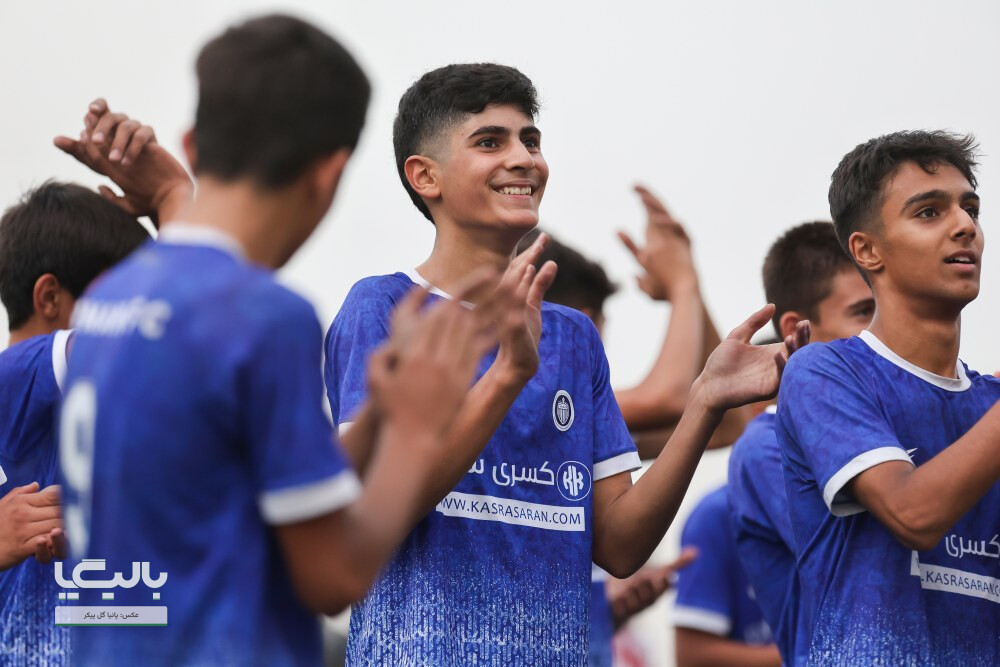 آرمان آفرینان ستارگان ایرانیان 3–1 پاس قوامین